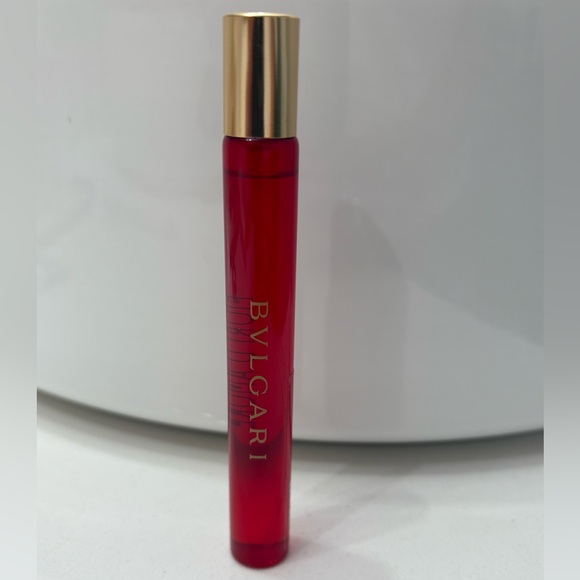 Bvlgari Travel Size Fiori D’Amore & BLK Rose Oil - Picture 8 of 15
